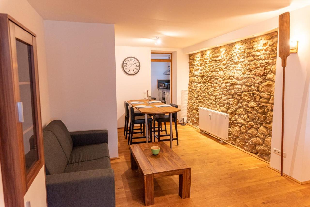 Designer Unterkunft In 15. Jahrhundert Altbau 75 M² Fuer Max. 4 Personen Apartment Eltville am Rhein ภายนอก รูปภาพ