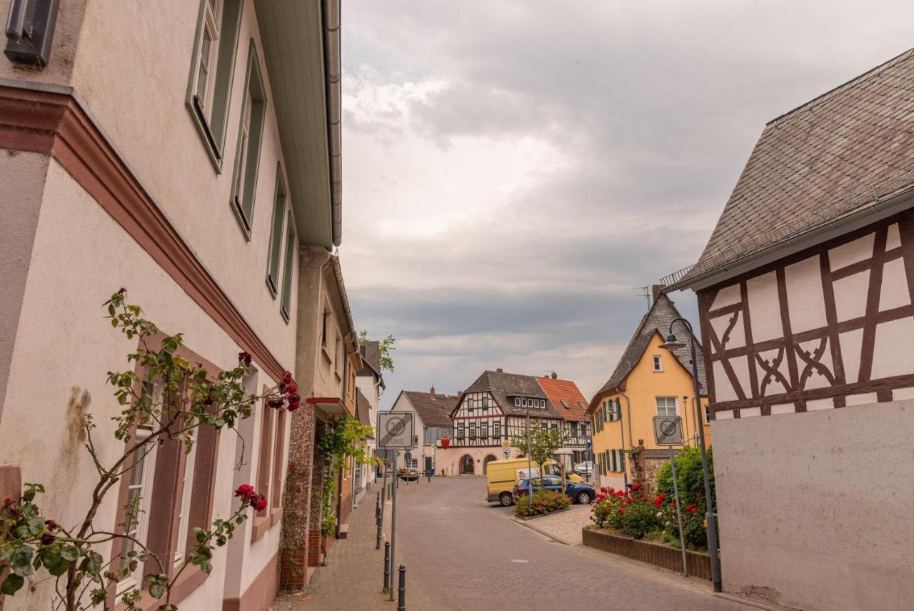 Designer Unterkunft In 15. Jahrhundert Altbau 75 M² Fuer Max. 4 Personen Apartment Eltville am Rhein ภายนอก รูปภาพ