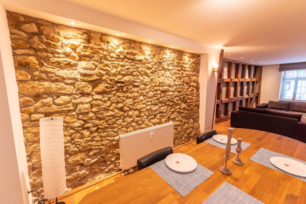 Designer Unterkunft In 15. Jahrhundert Altbau 75 M² Fuer Max. 4 Personen Apartment Eltville am Rhein ภายนอก รูปภาพ