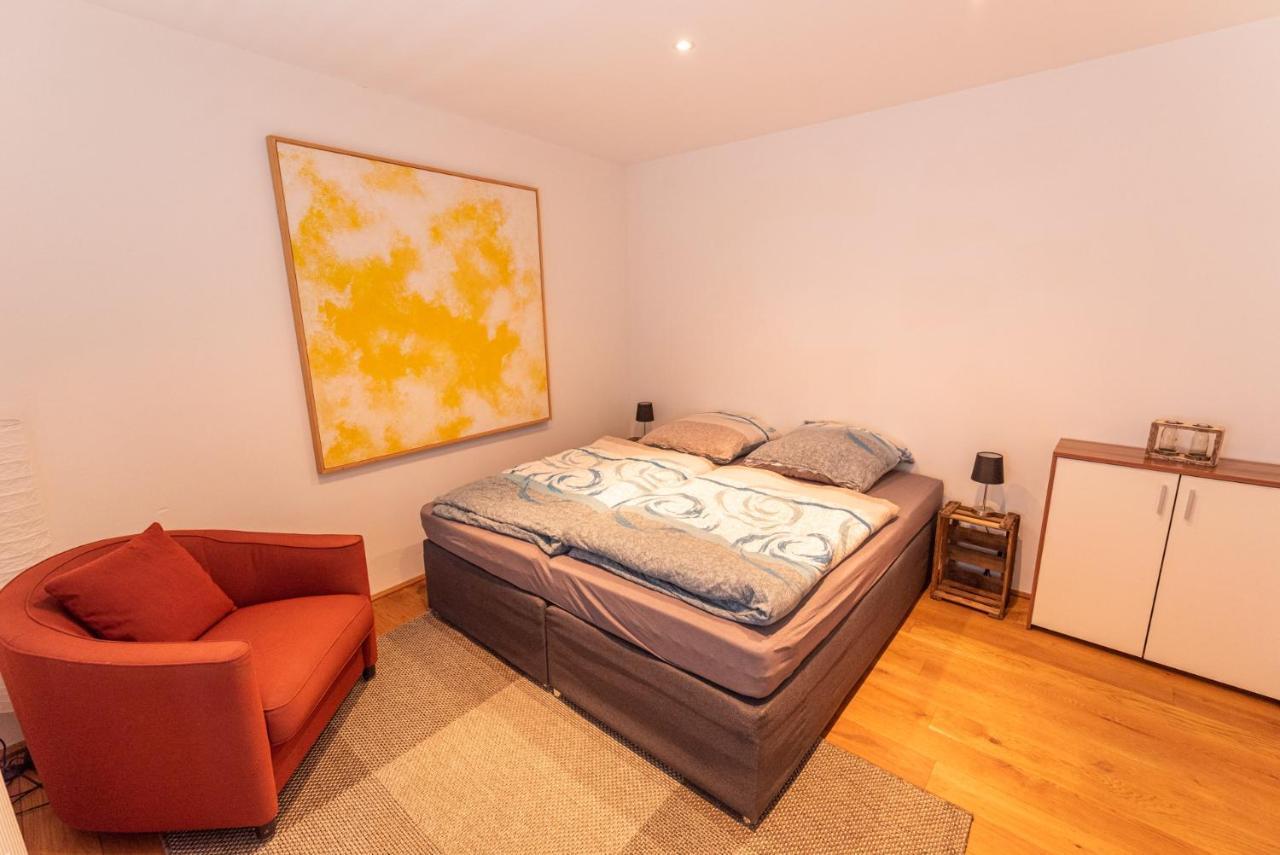 Designer Unterkunft In 15. Jahrhundert Altbau 75 M² Fuer Max. 4 Personen Apartment Eltville am Rhein ภายนอก รูปภาพ