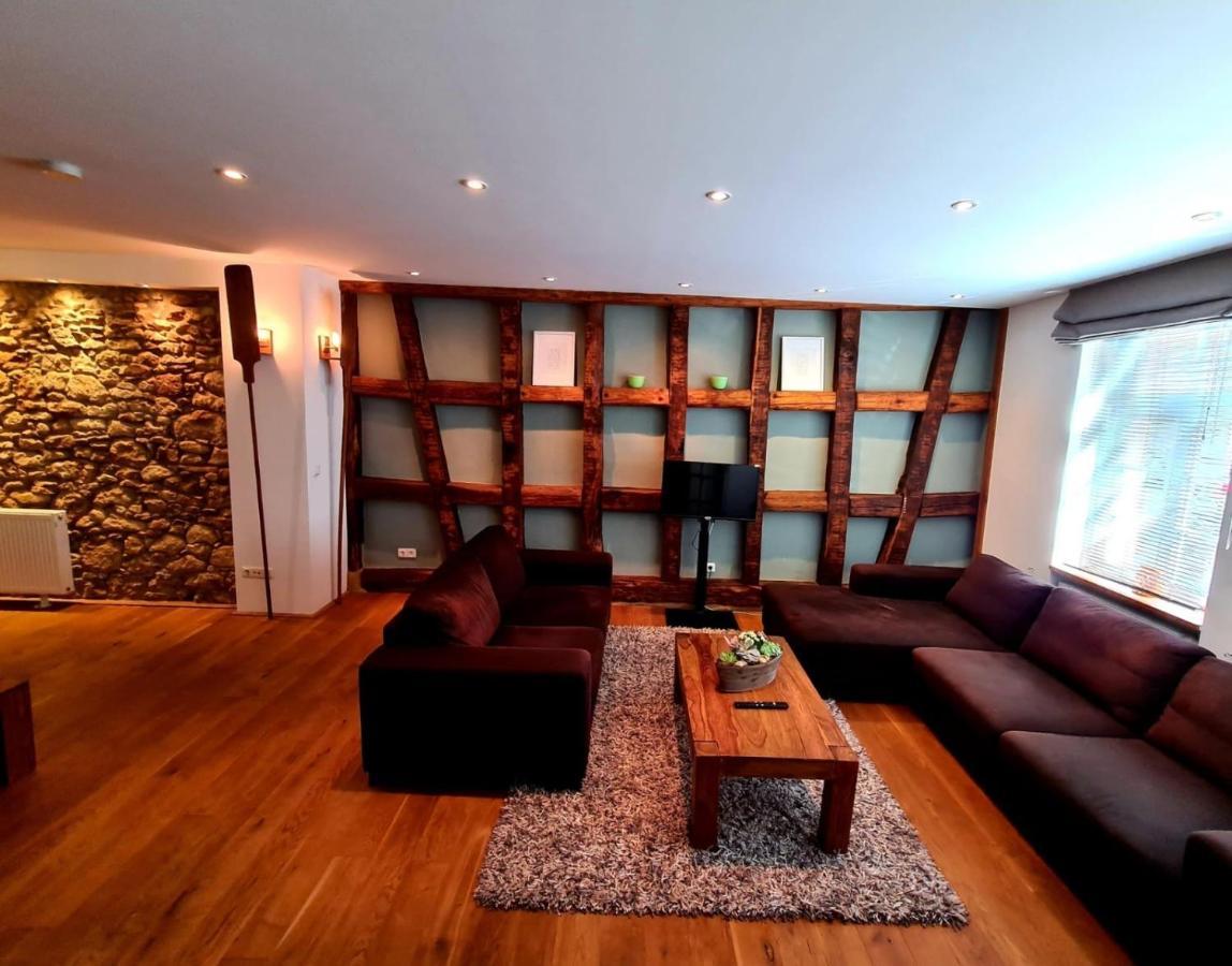 Designer Unterkunft In 15. Jahrhundert Altbau 75 M² Fuer Max. 4 Personen Apartment Eltville am Rhein ภายนอก รูปภาพ